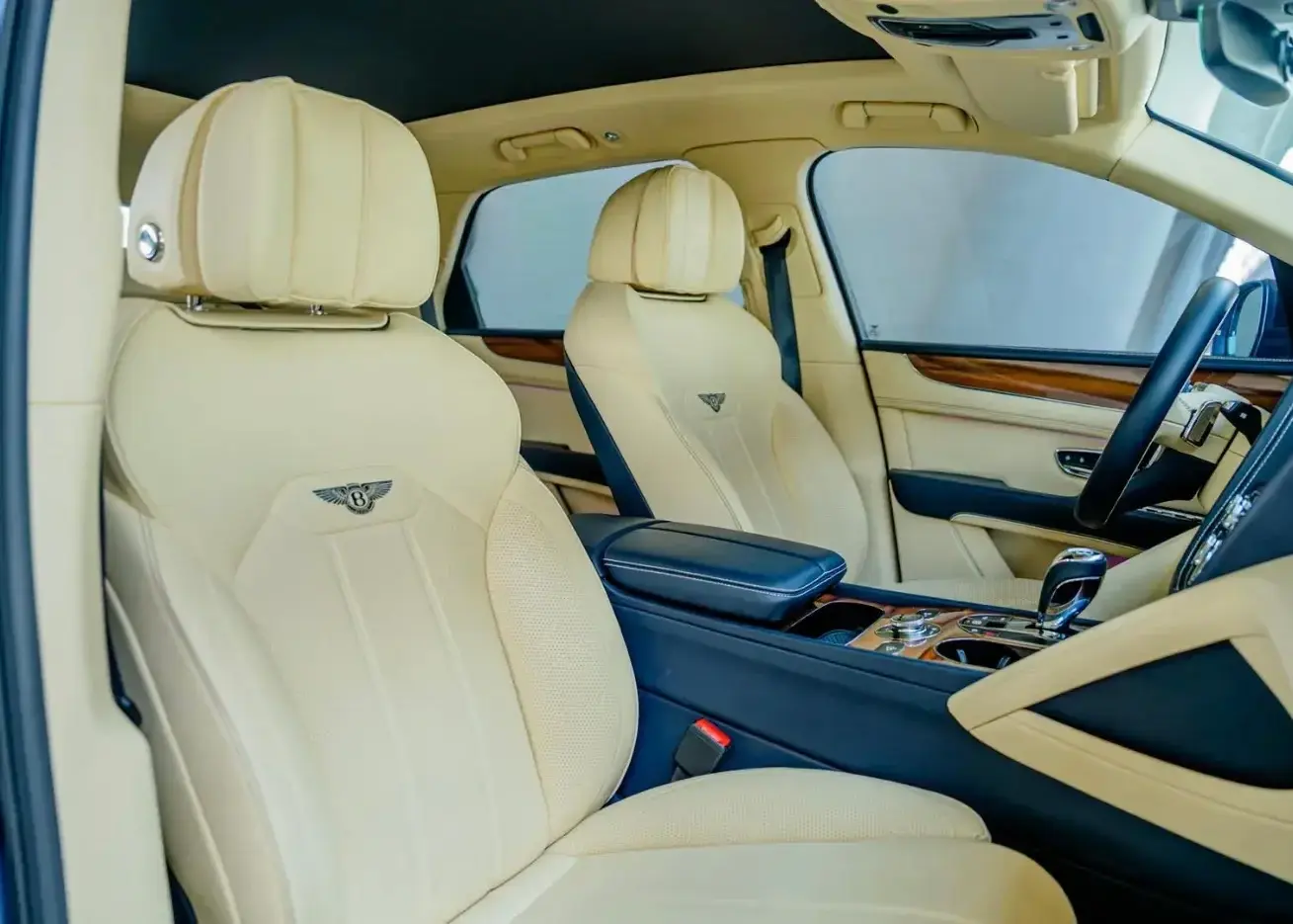 Rent Bentley Bentayga in Dubai