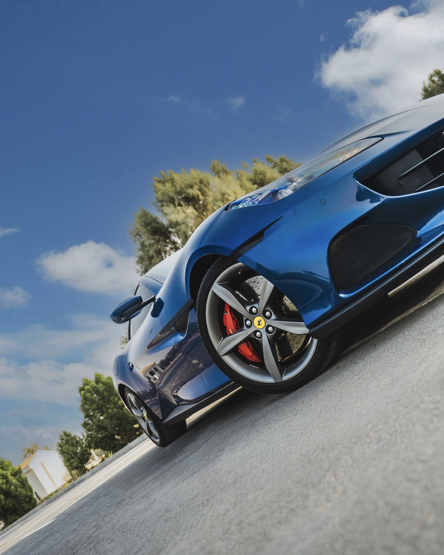 Rent Ferrari Portofino in Dubai