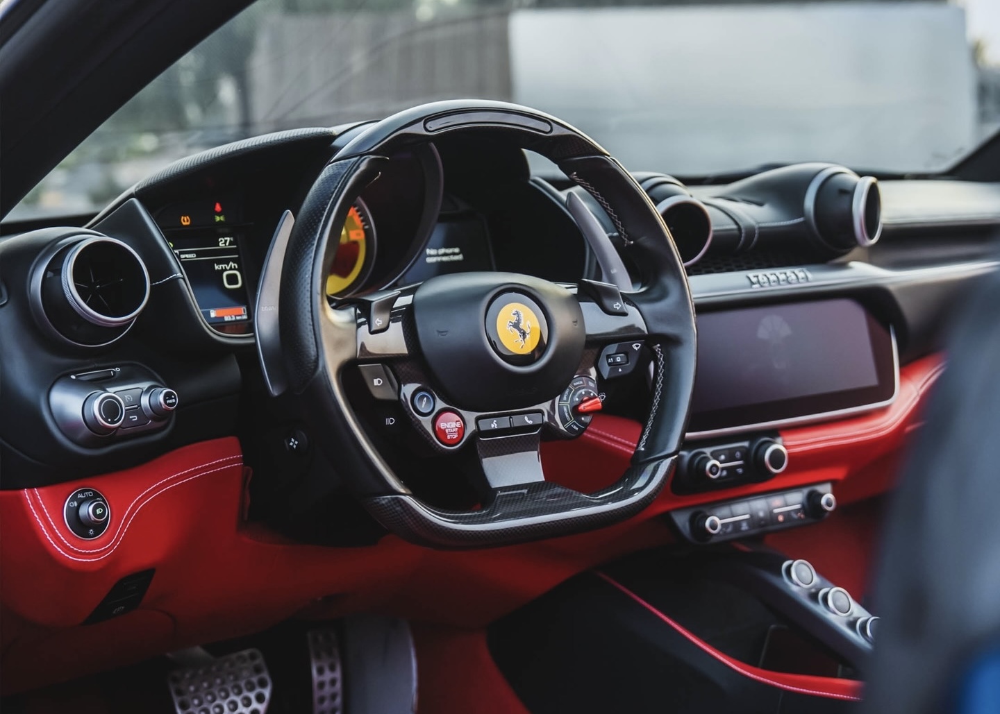 Rent Ferrari Portofino in Dubai