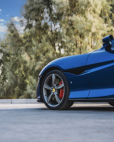 Rent Ferrari Portofino in Dubai