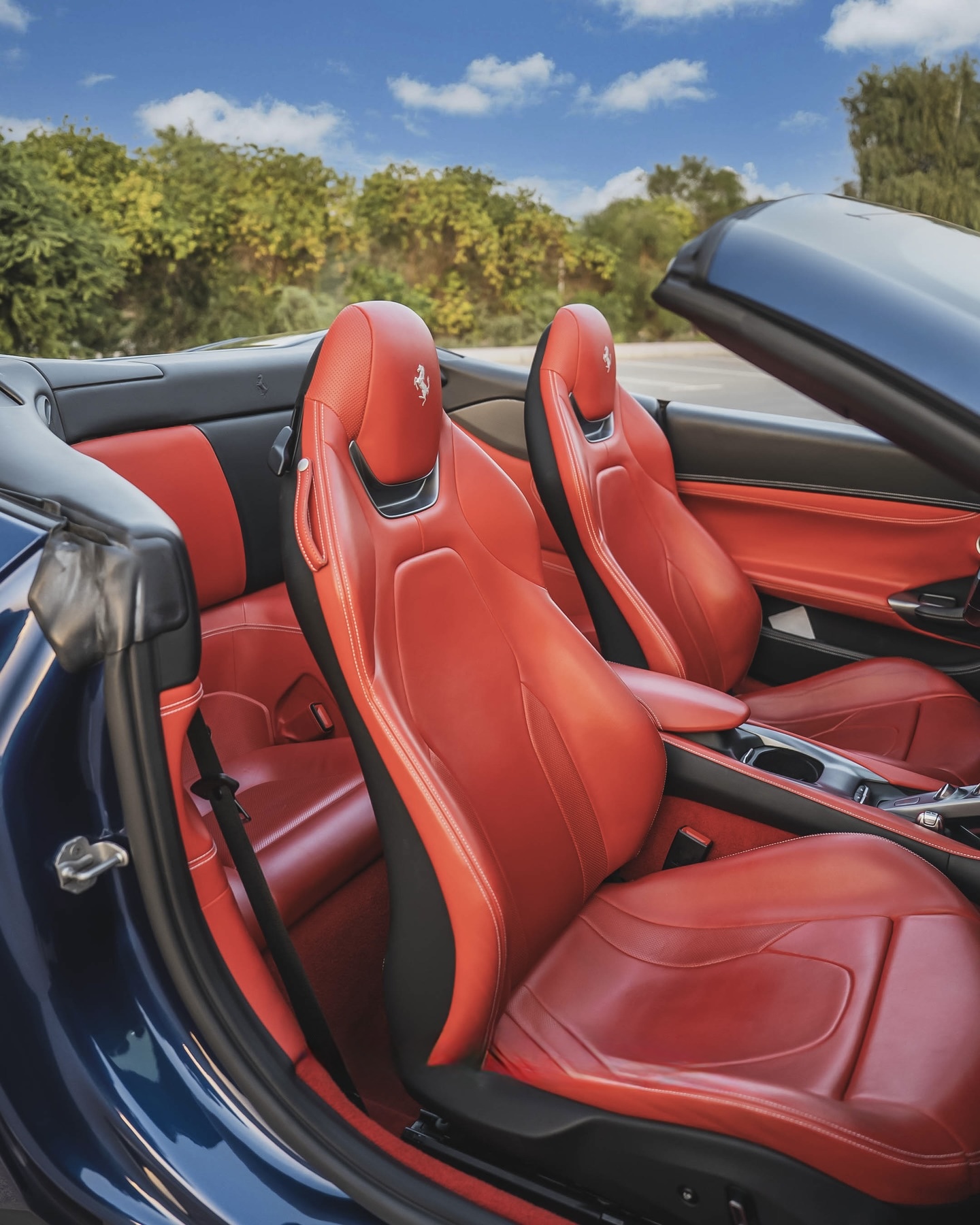Rent Ferrari Portofino in Dubai