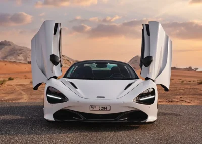 Rent McLaren 720S Spider in Dubai
