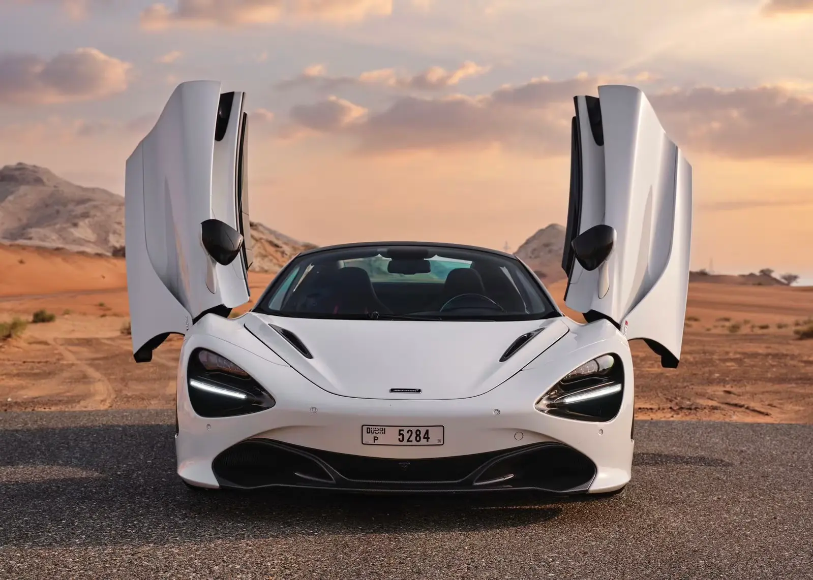 Rent McLaren 720S Spider in Dubai