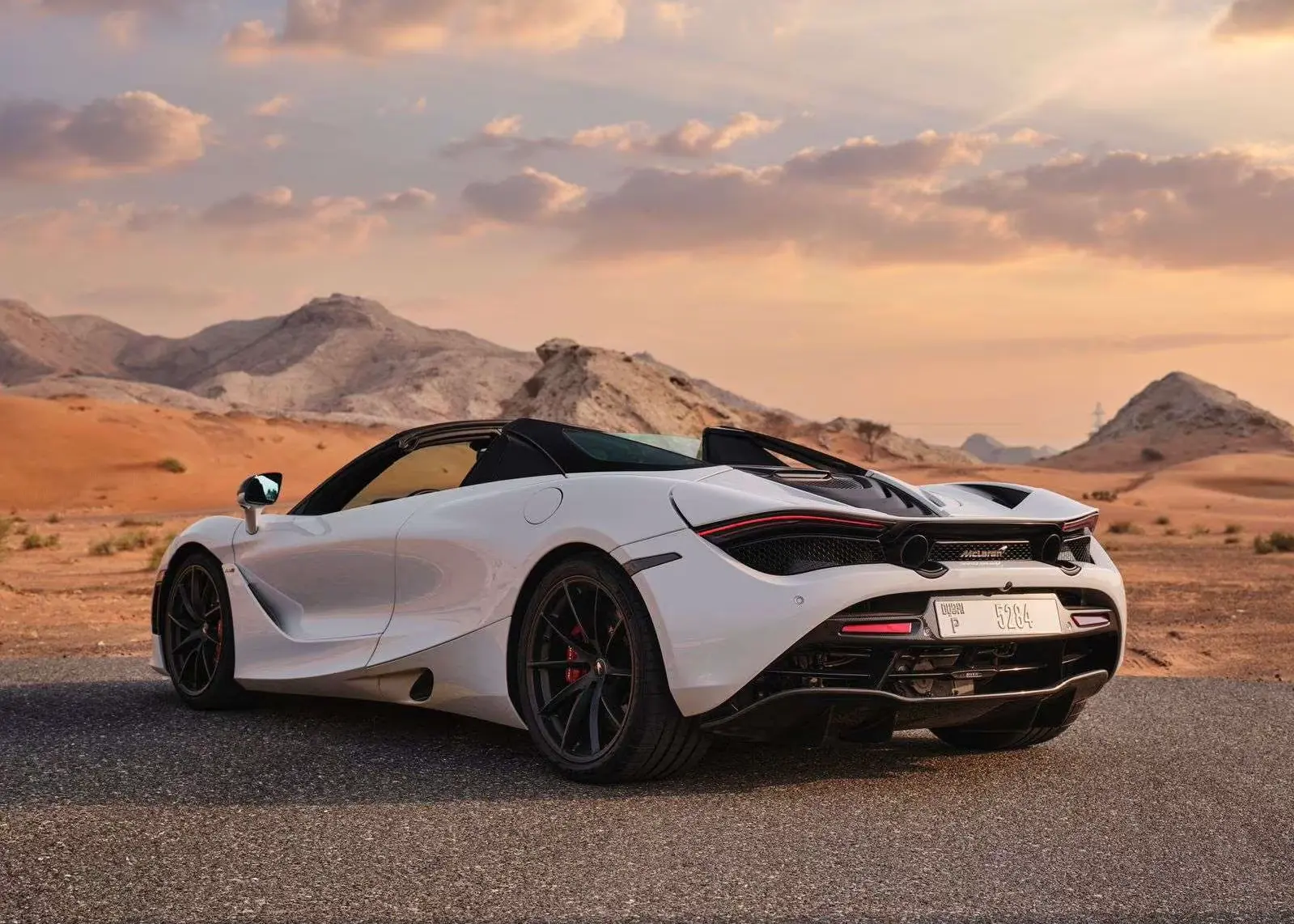 Rent McLaren 720S Spider in Dubai