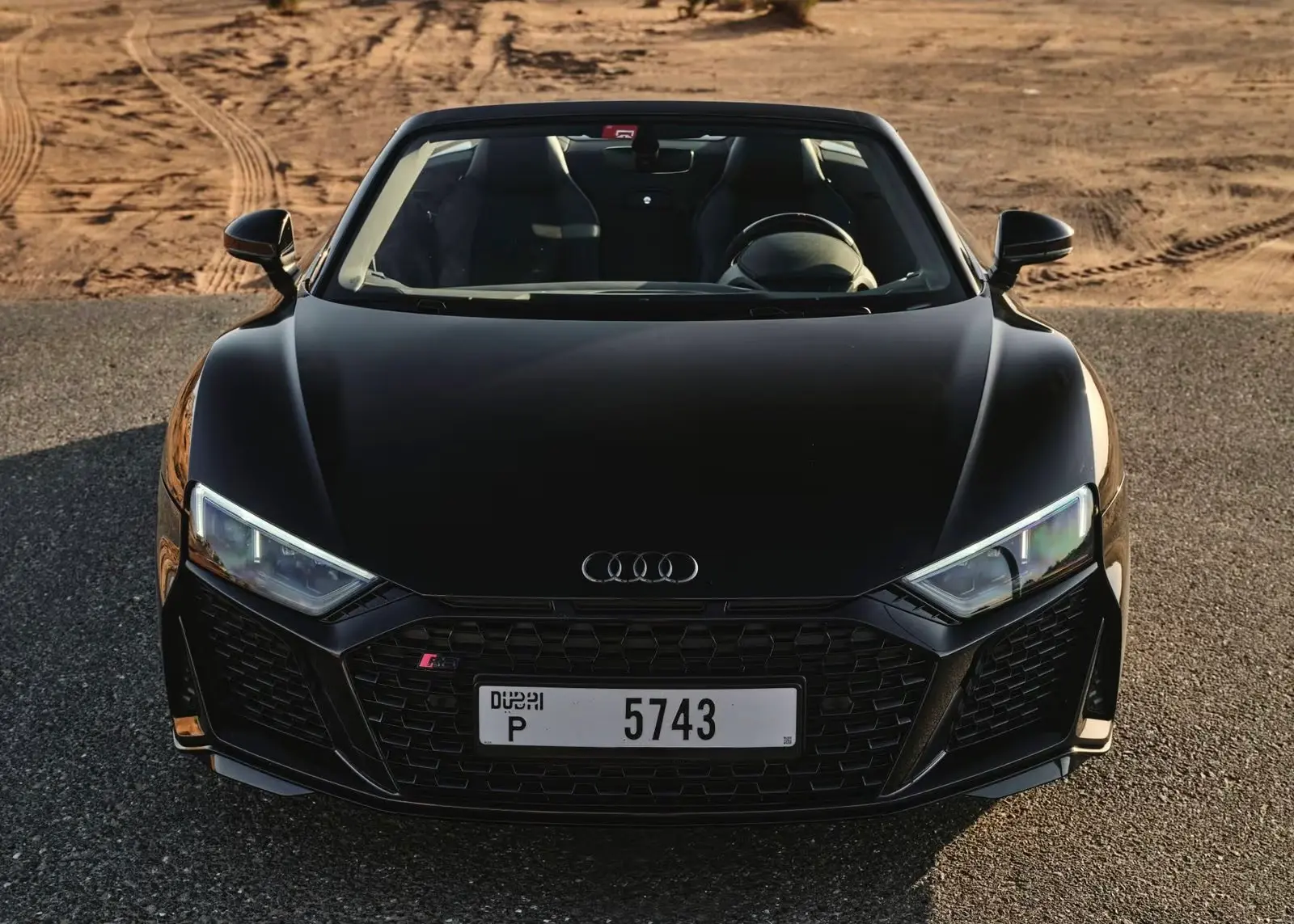 Rent Audi R8 Spyder In Dubai