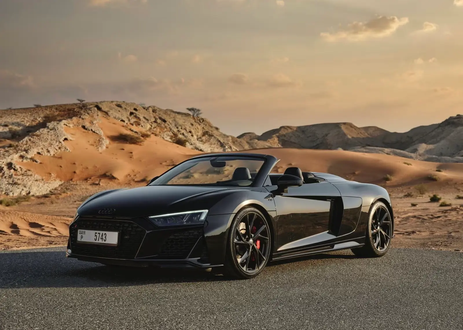 Rent Audi R8 Spyder In Dubai