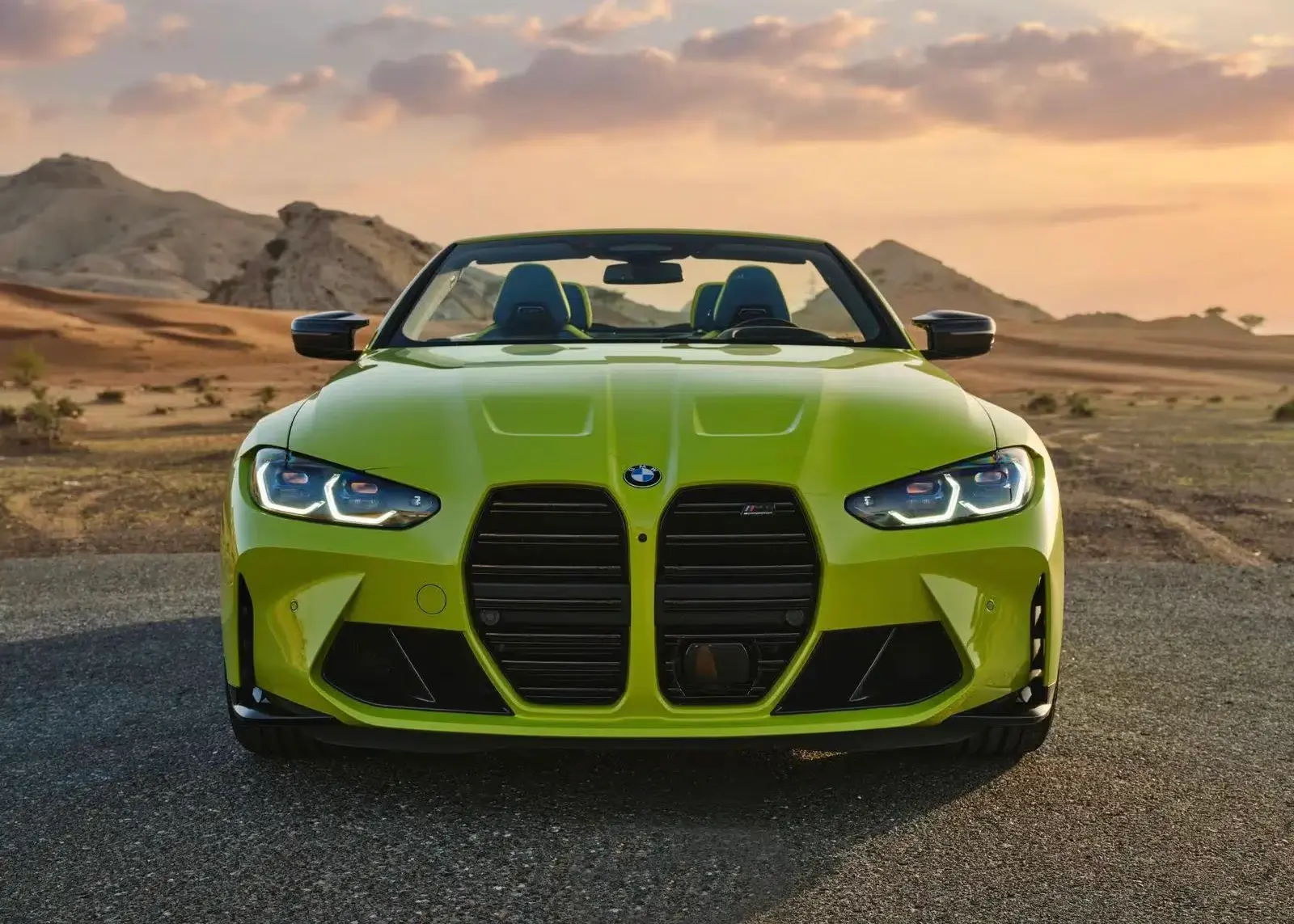 Rent BMW M4 Competition In Dubai