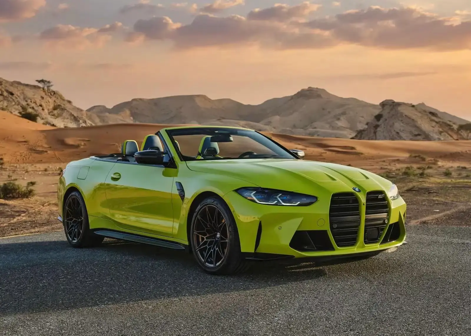 Rent BMW M4 Competition In Dubai