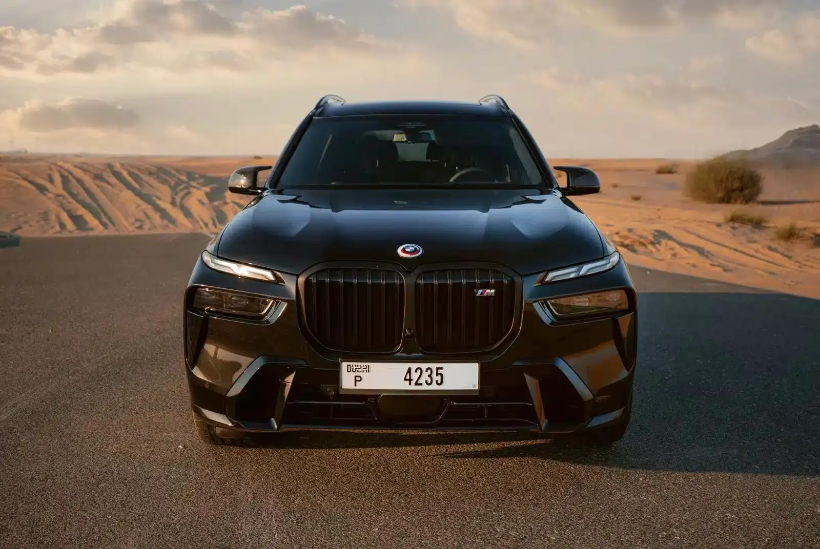 Rent BMW X7 In Dubai