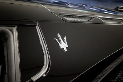 Rent Maserati MC20 in Dubai