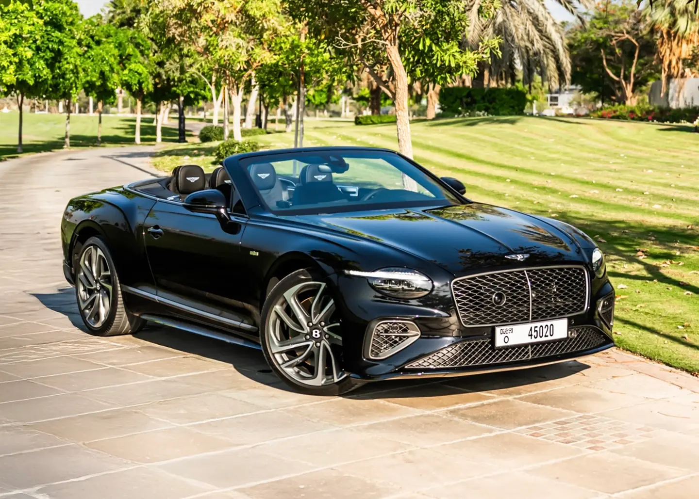 Rent Bentley Continental GTC in Dubai
