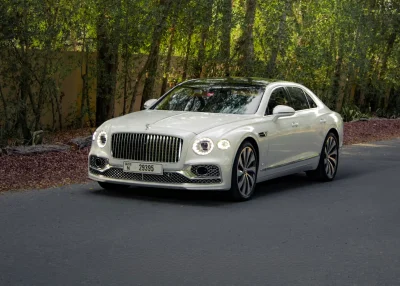Rent Bentley Flying Spur in Dubai