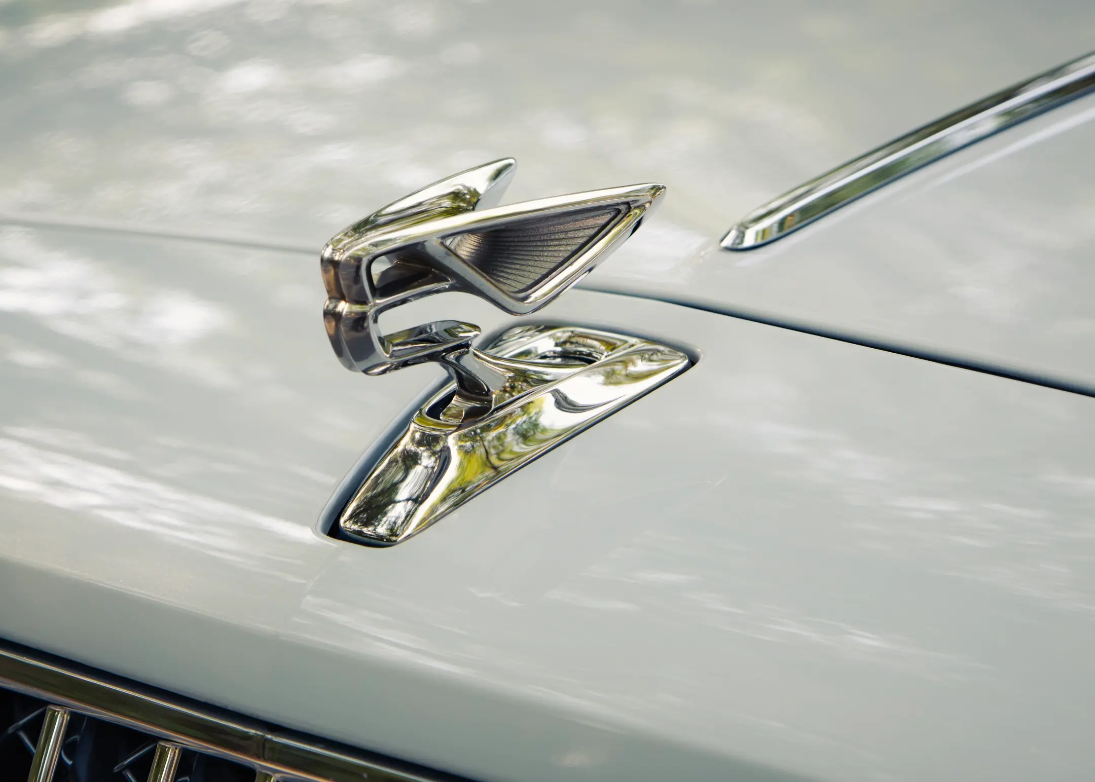 Rent Bentley Flying Spur in Dubai