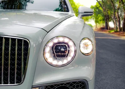Rent Bentley Flying Spur in Dubai