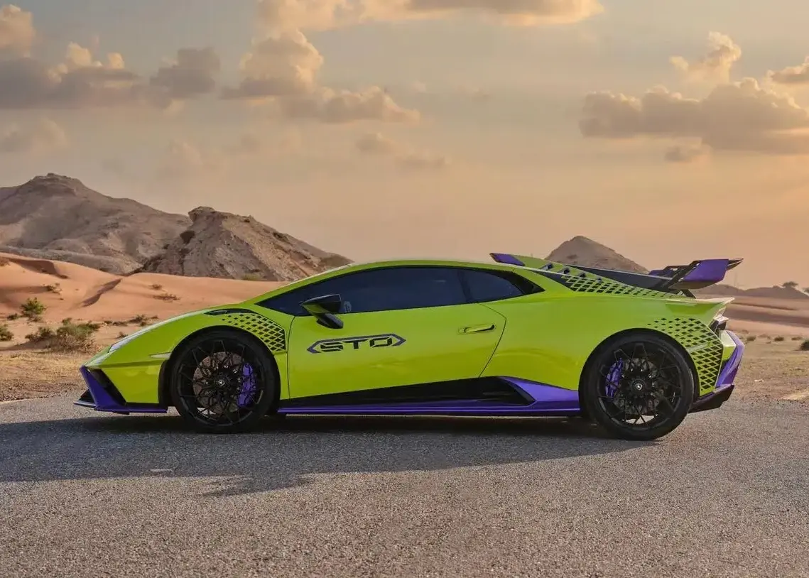 Rent Lamborghini Huracan STO in Dubai