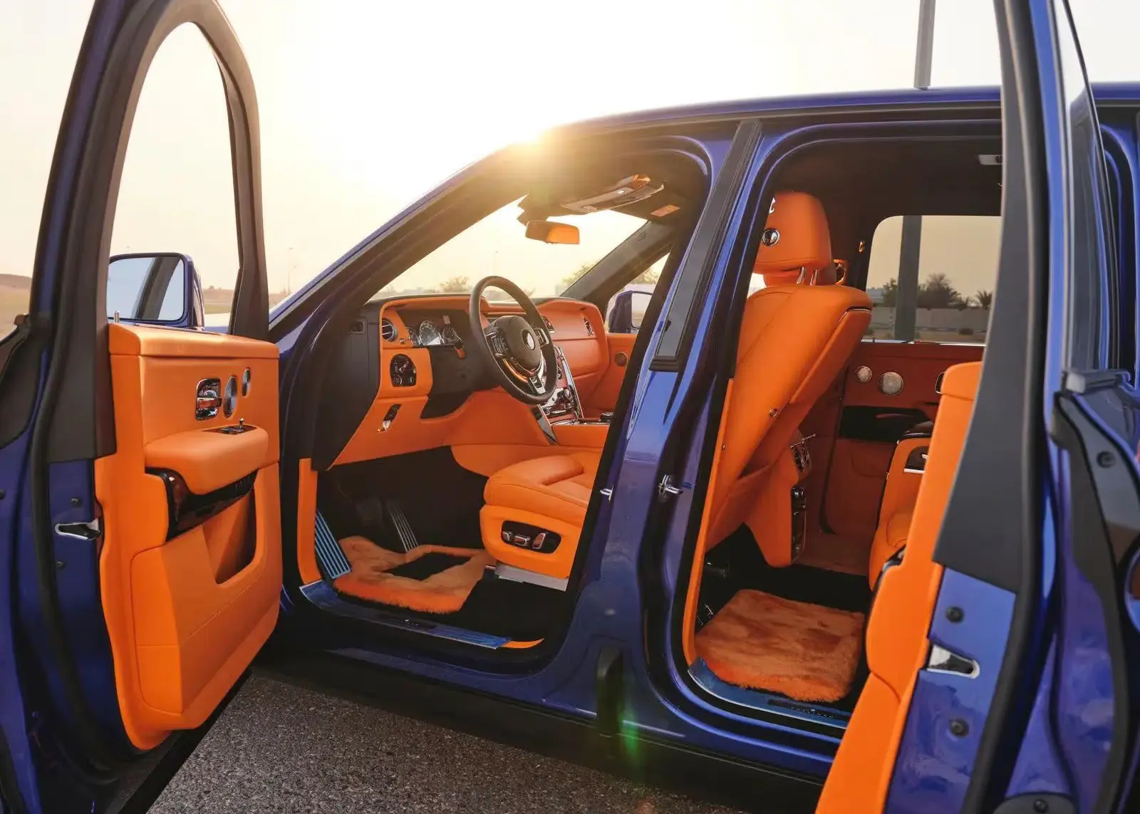 Rent Rolls Royce Cullinan in Dubai