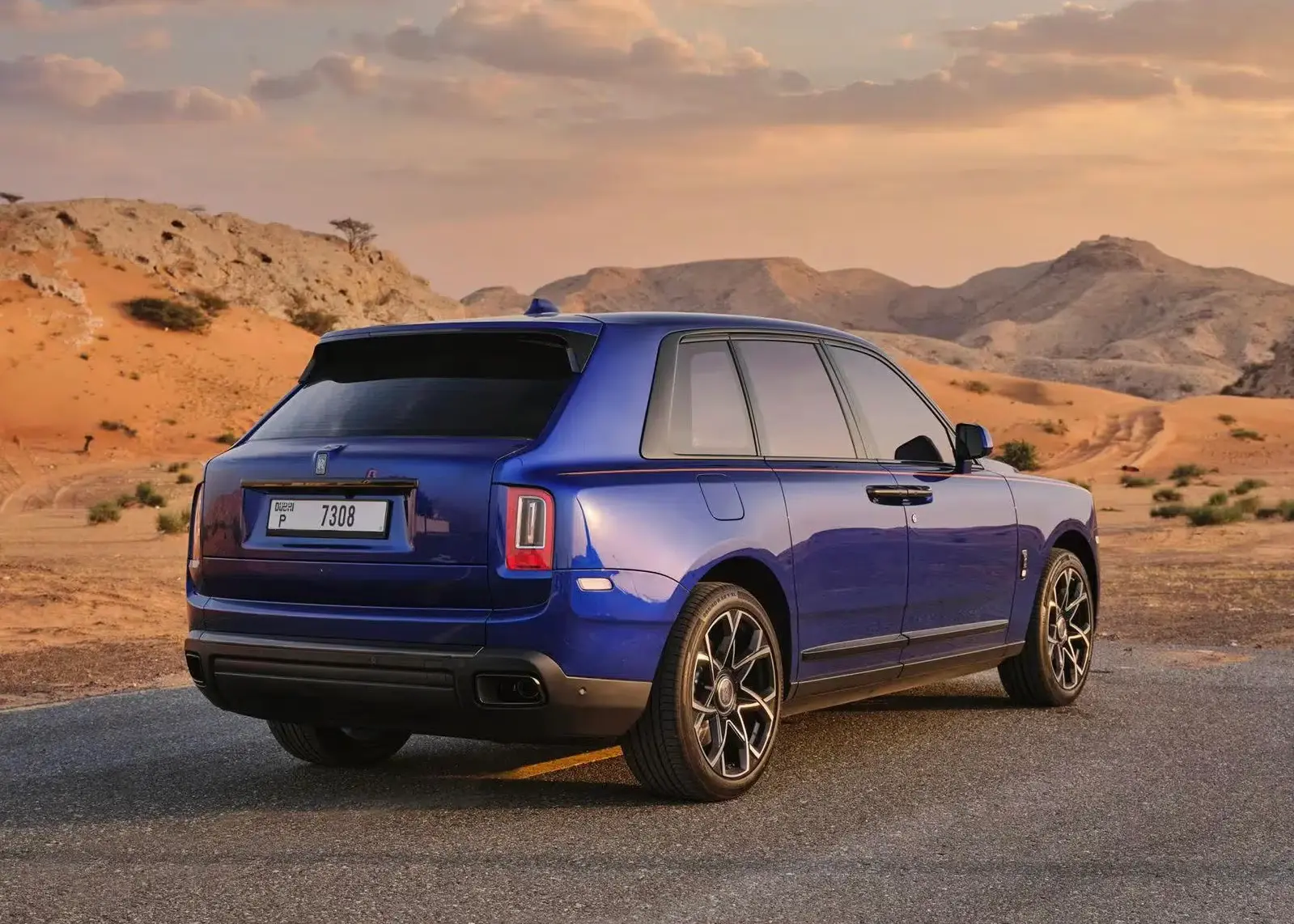 Rent Rolls Royce Cullinan in Dubai