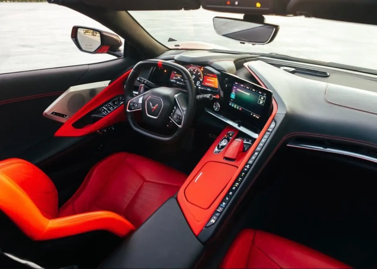 Rent Corvette C8 in Dubai