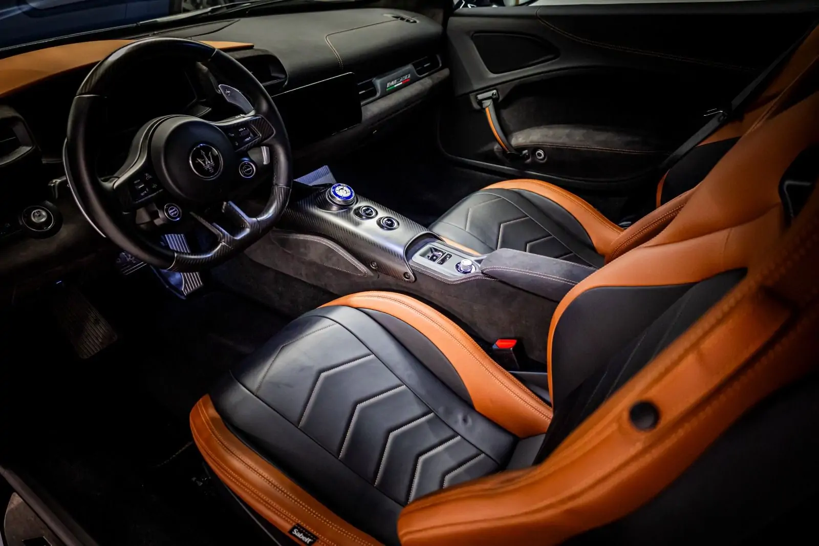 Rent Maserati MC20 in Dubai