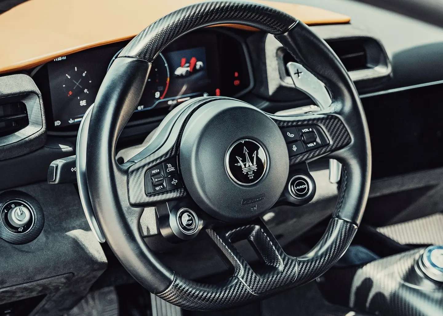 Rent Maserati MC20 in Dubai
