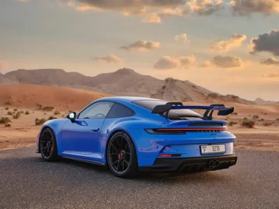 Rent Porsche 911 GT3 in Dubai