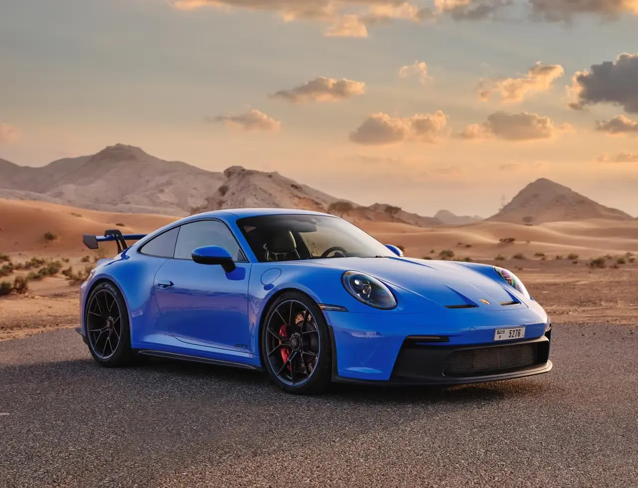 Rent Porsche 911 GT3 in Dubai