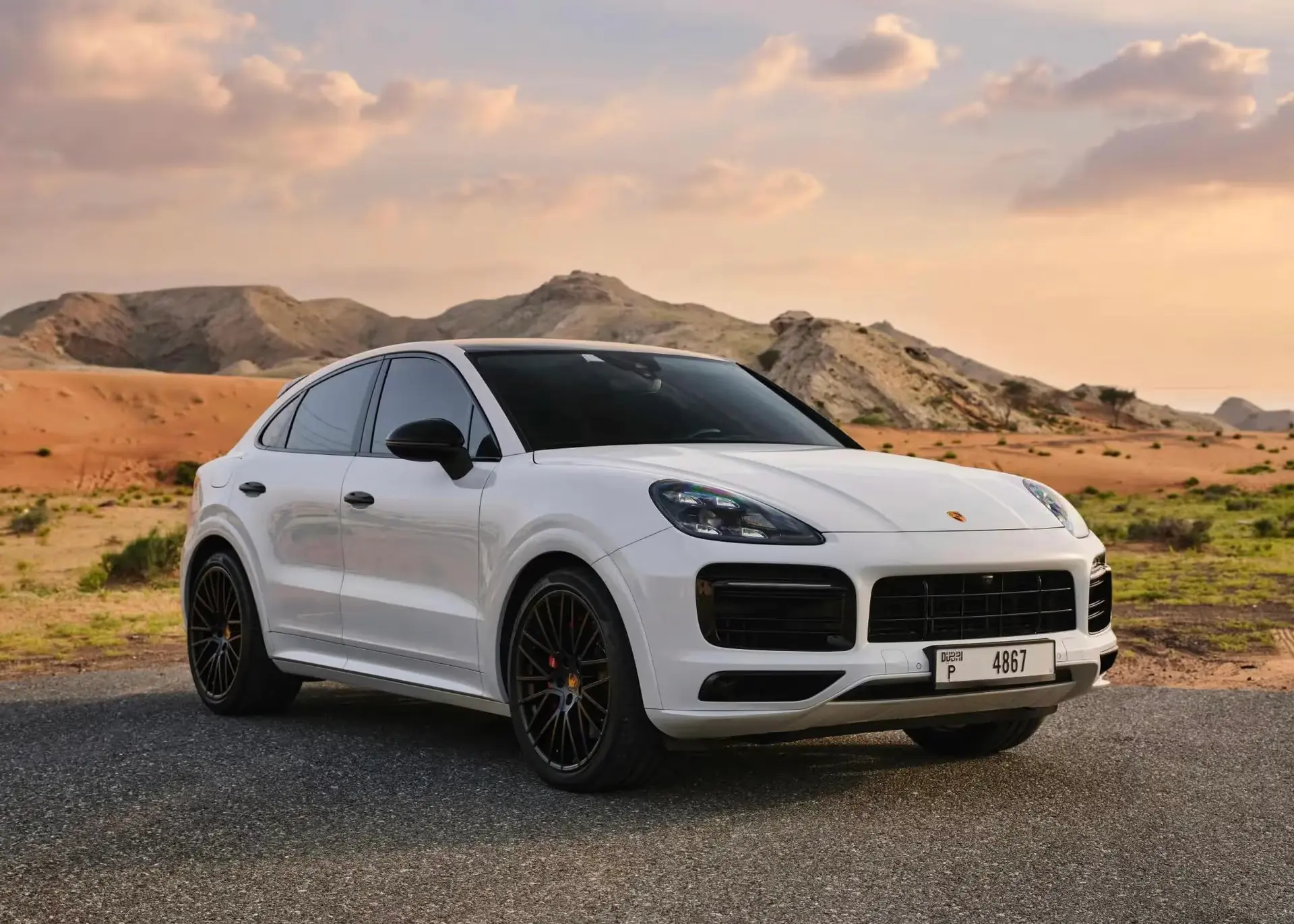 Rent Porsche Cayenne in Dubai