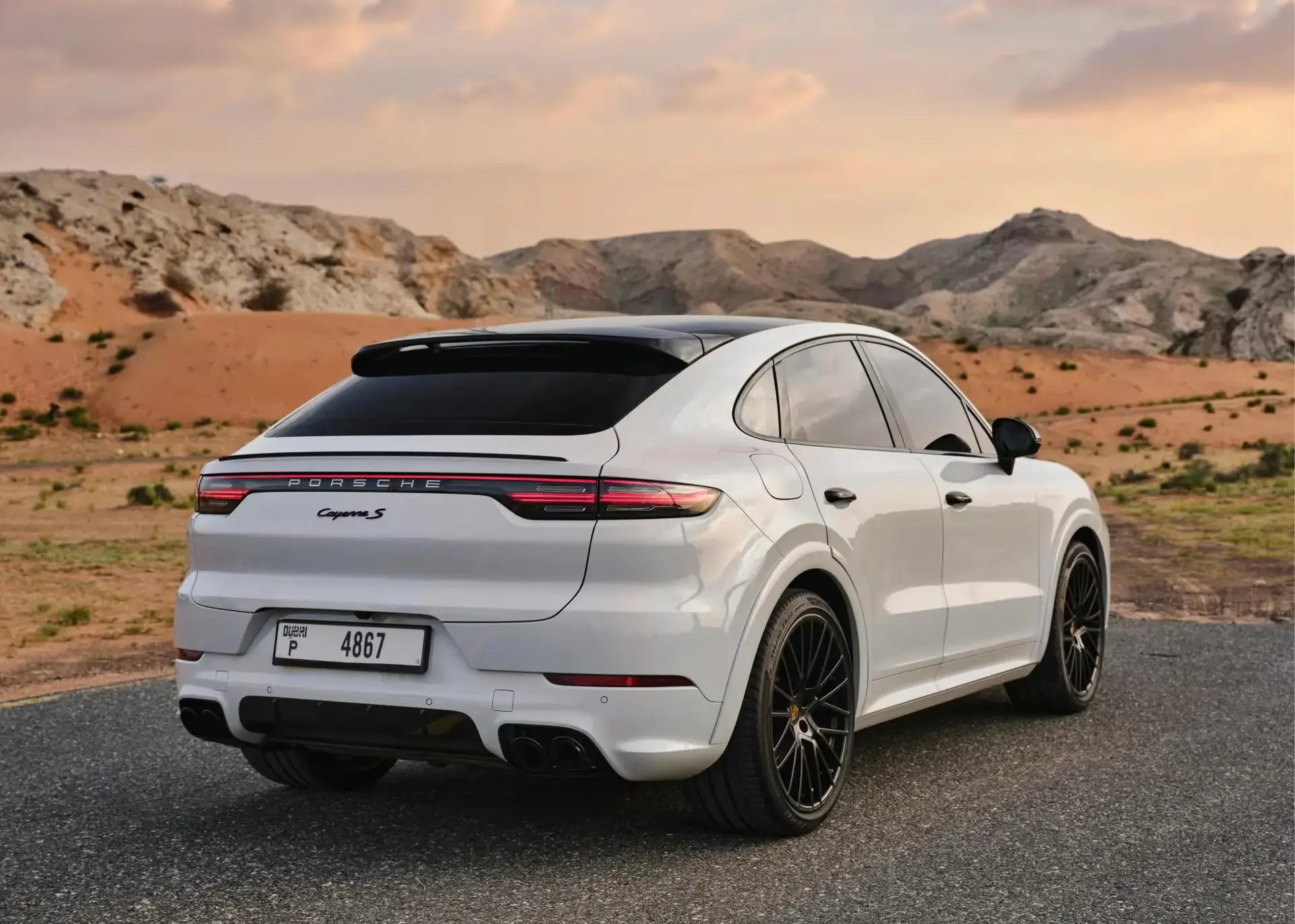 Rent Porsche Cayenne in Dubai