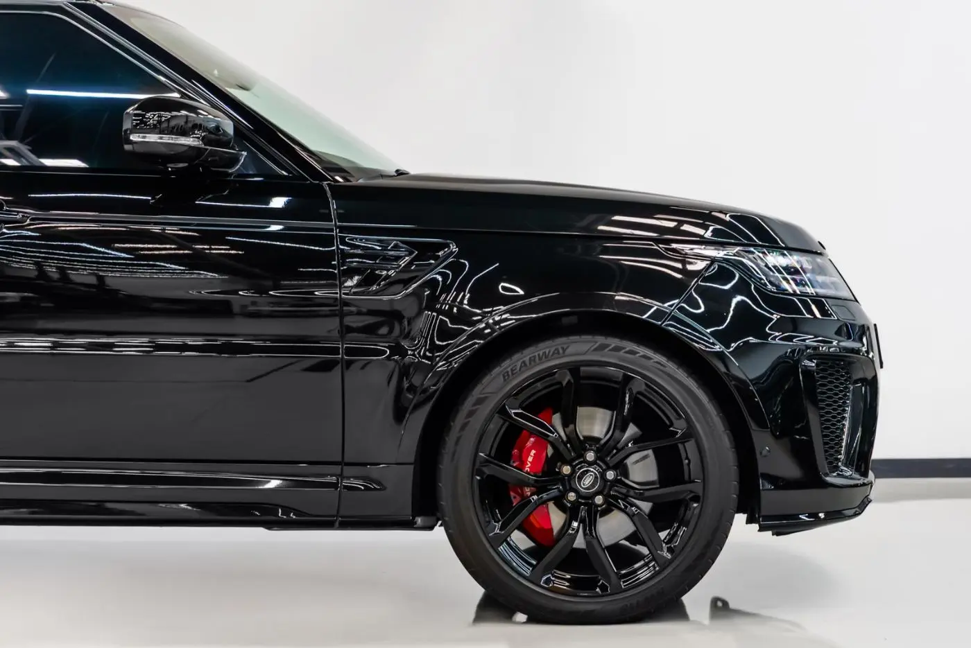 Rent Range Rover SVR in Dubai