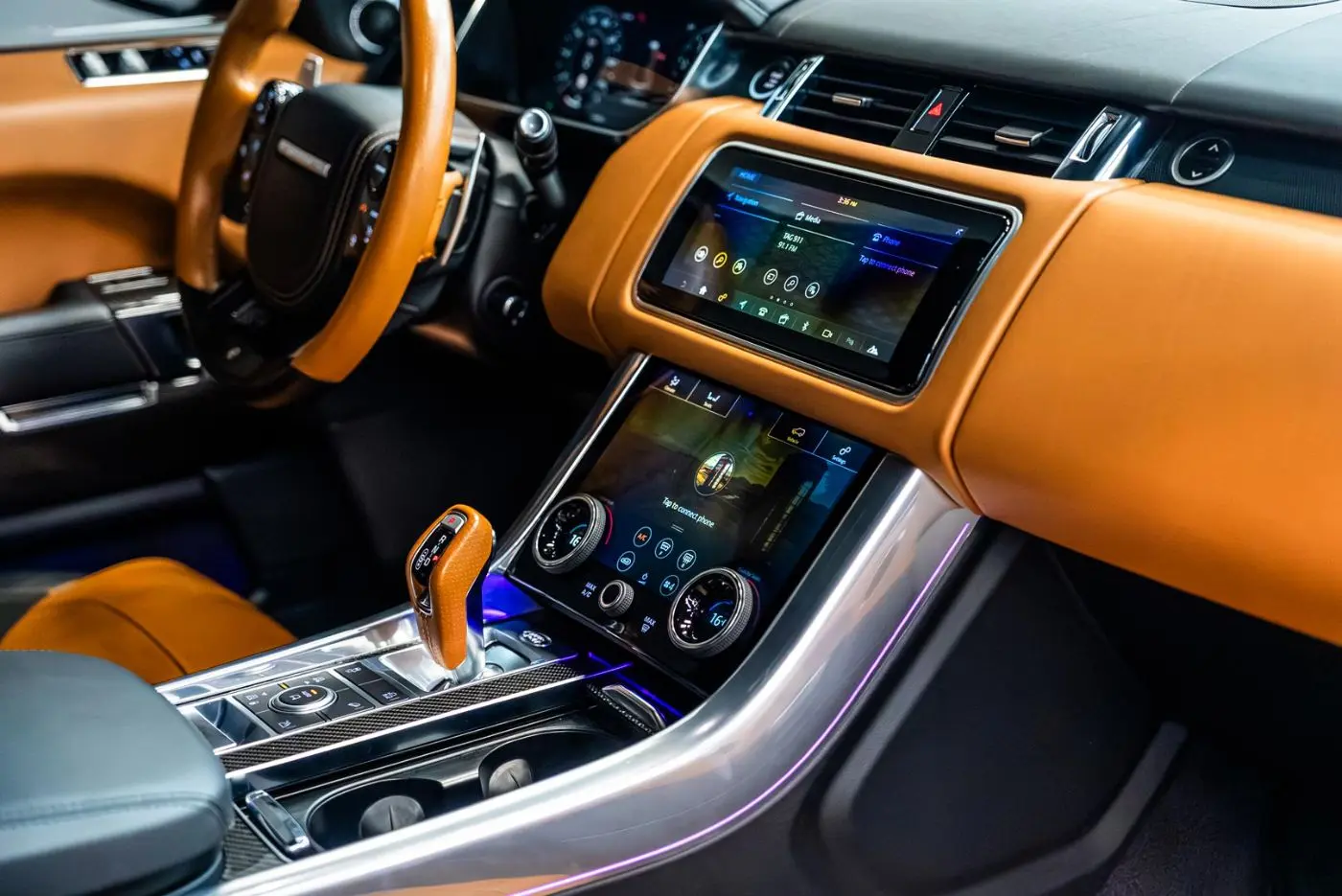 Rent Range Rover SVR in Dubai