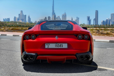Rent Ferrari 812 Superfast in Dubai