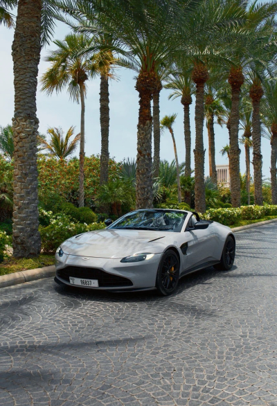 Aston Martin Vantage