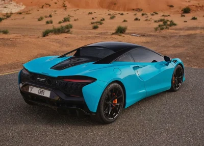 Rent McLaren Artura in Dubai