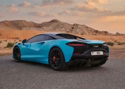 Rent McLaren Artura in Dubai