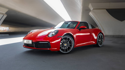 Rent Porsche 911 Targa 4S in Dubai