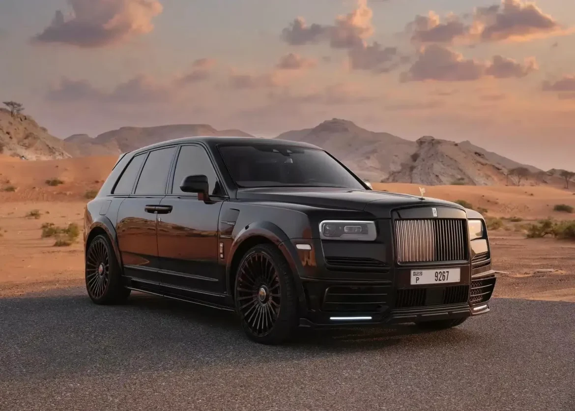 Rolls Royce Cullinan Mansory - Black