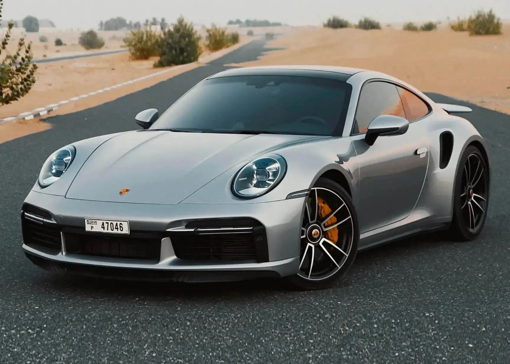 Rent Porsche 911 Turbo S in Dubai