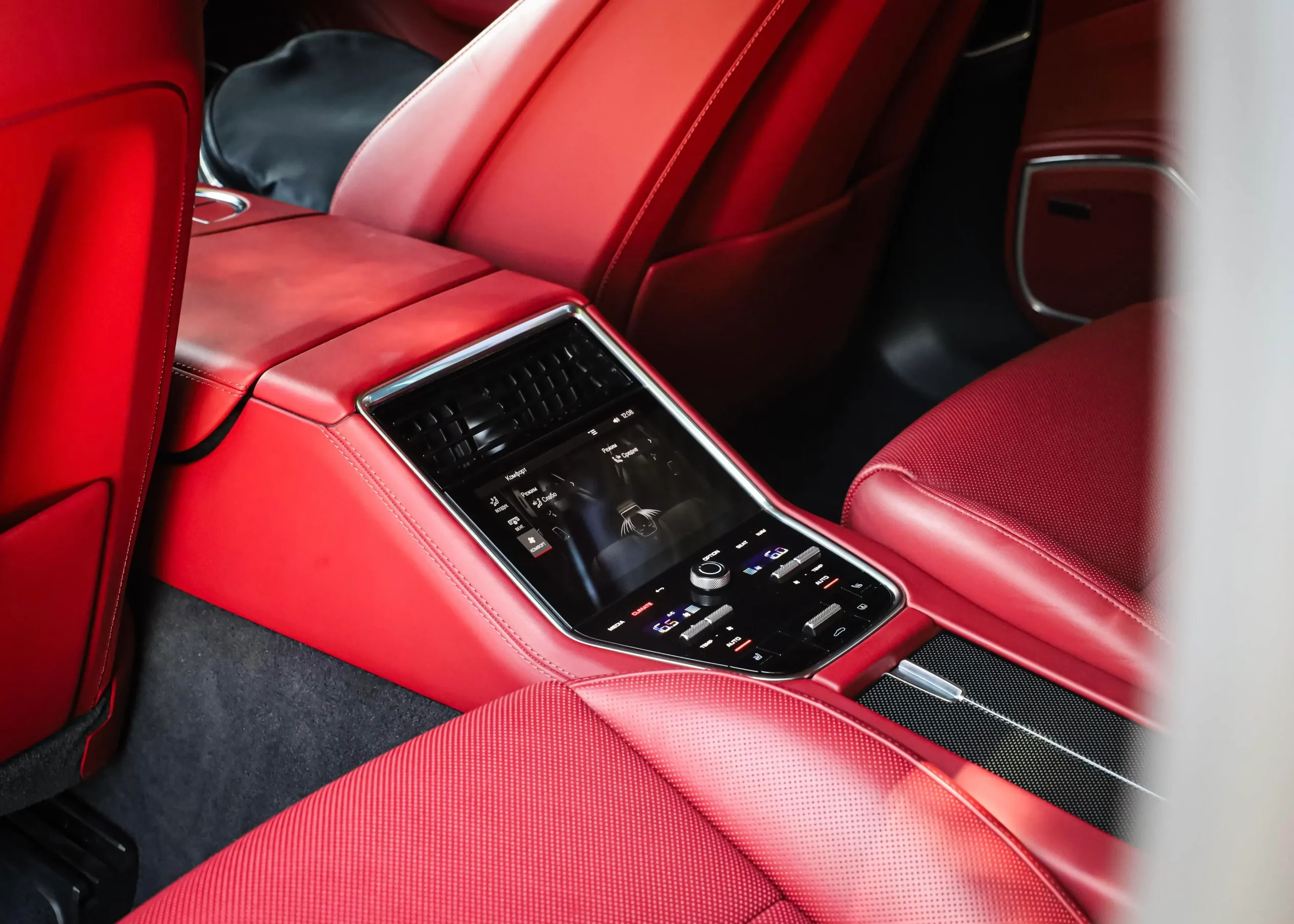 Rent Porsche Panamera GTS in Dubai