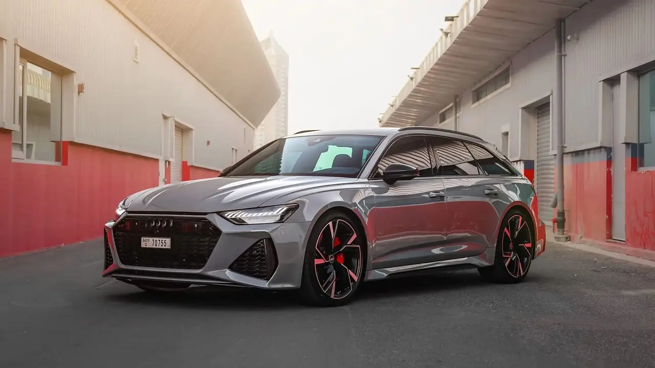 Rent Audi RS6 In Dubai
