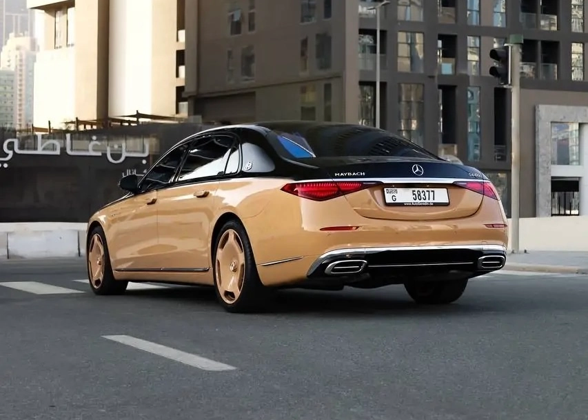 Rent Mercedes Maybach S680 Virgil Abloh in Dubai