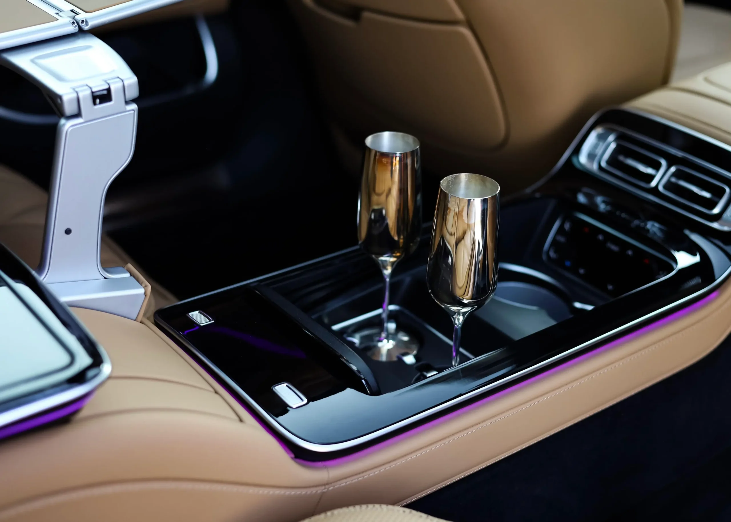 Rent Mercedes Maybach S680 Virgil Abloh in Dubai