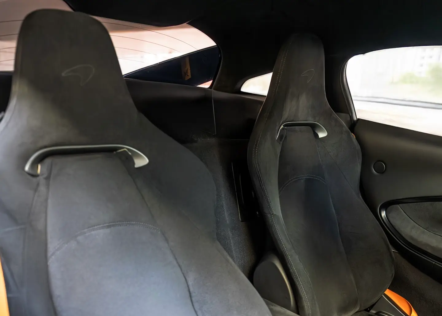 McLaren Artura Rental Dubai