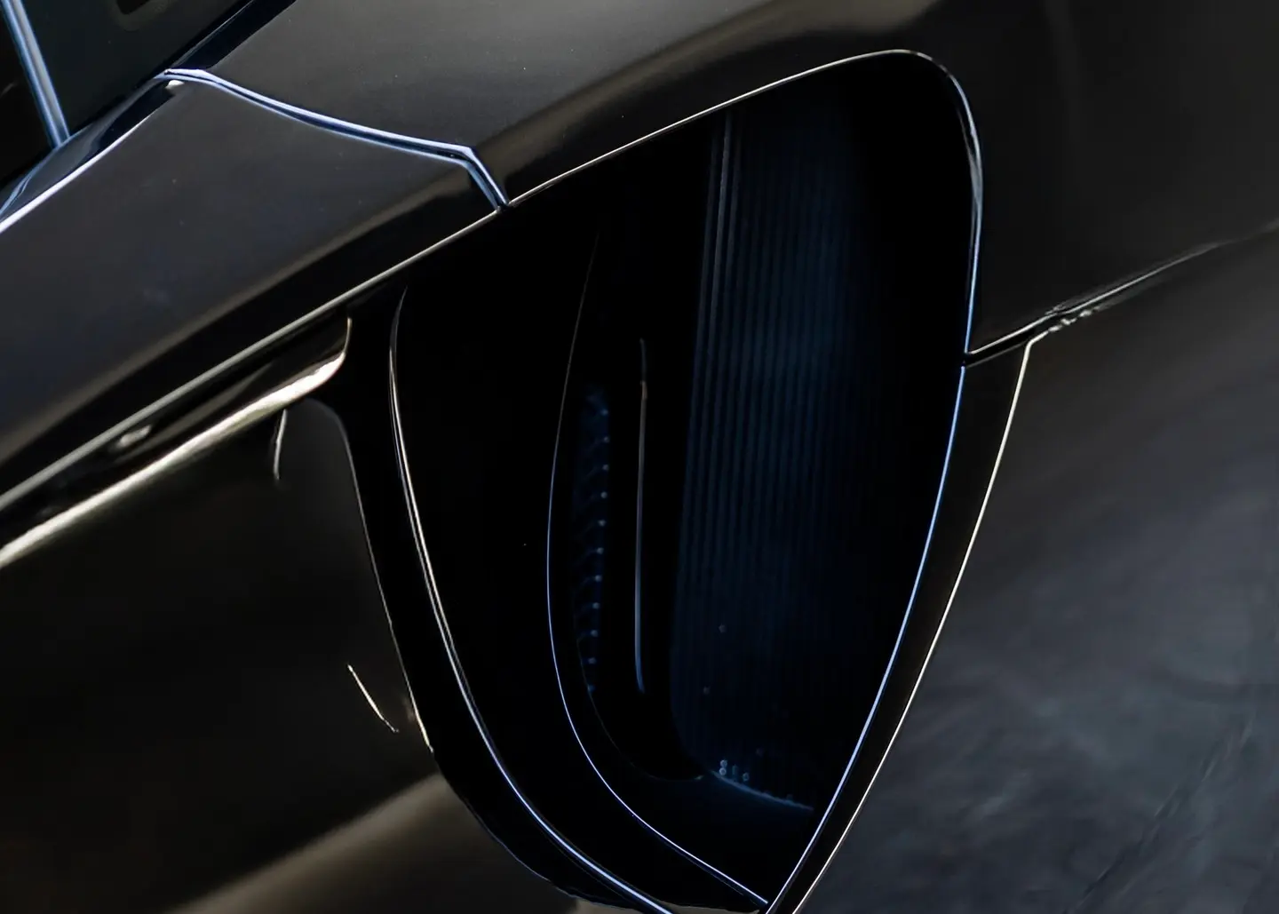 McLaren Artura Rental Dubai