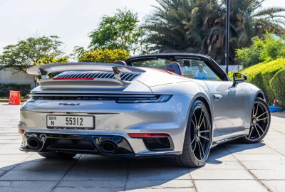 Porsche 911 Turbo S Cabriolet Rental Dubai