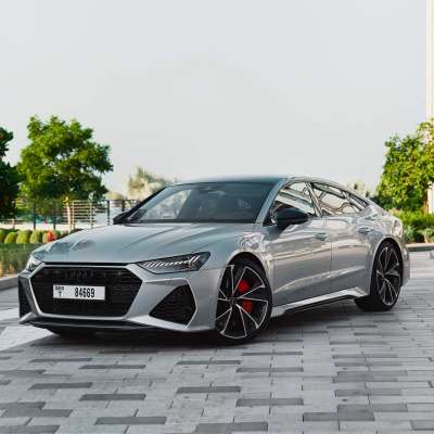 Rent Audi RS7 in Dubai
