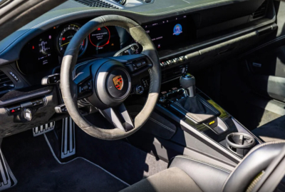 Hire Porsche GT3 in Dubai