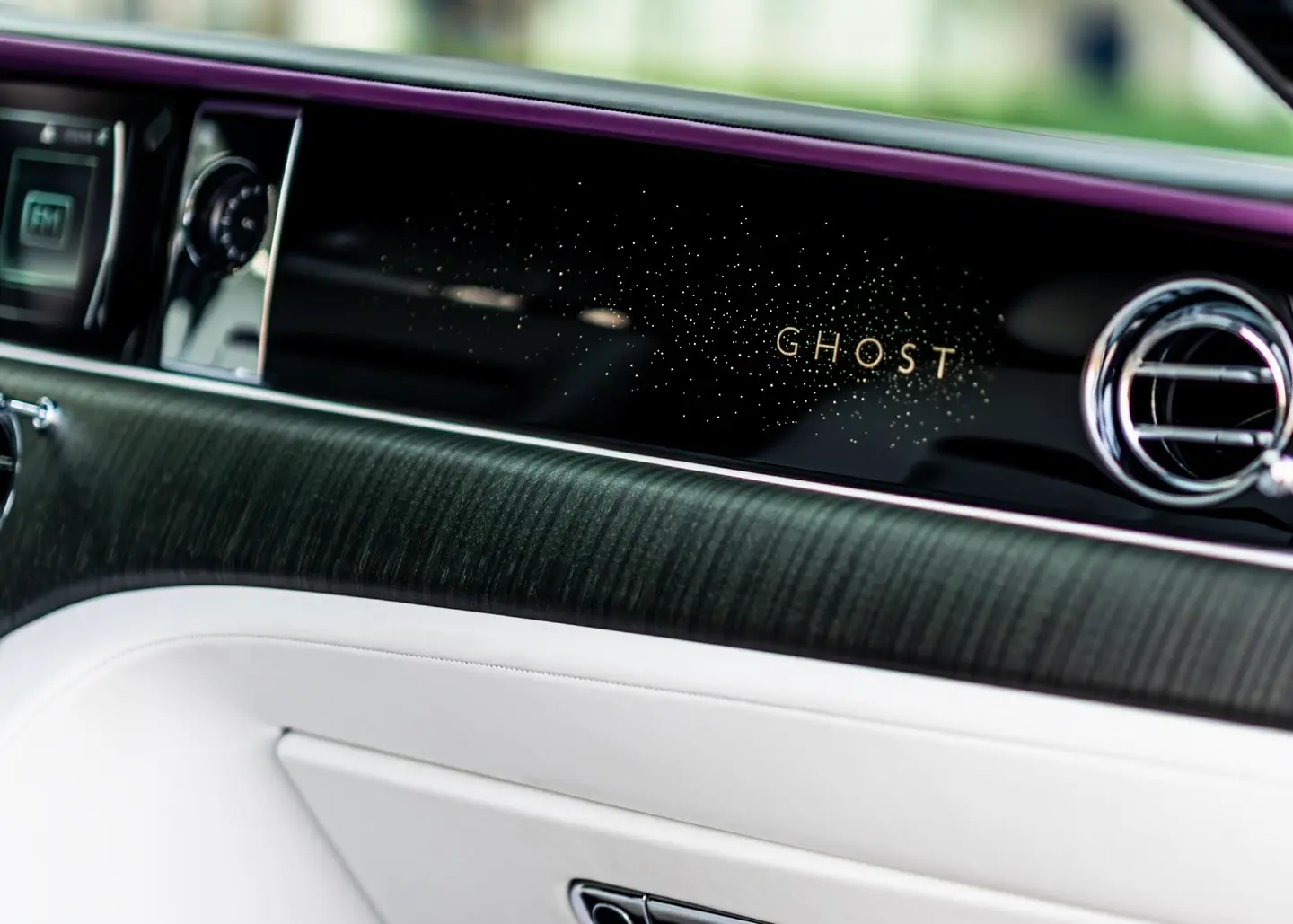 Rent Rolls Royce Ghost in Dubai