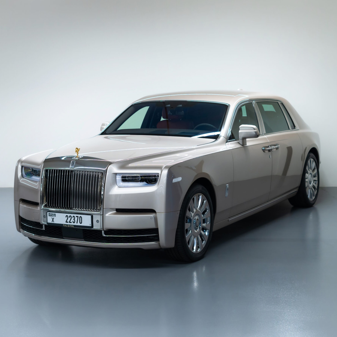 Rolls Royce Phantom EWB Gold Bespoke Edition