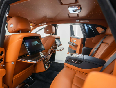 Rent Rolls Royce Phantom In Dubai