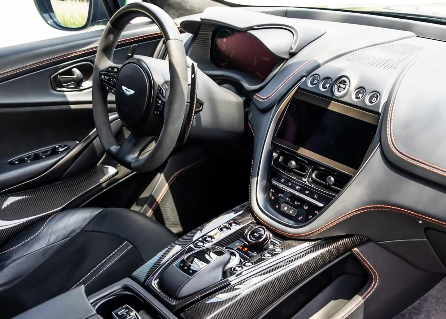 Rent Aston Martin DBX 707 in Dubai